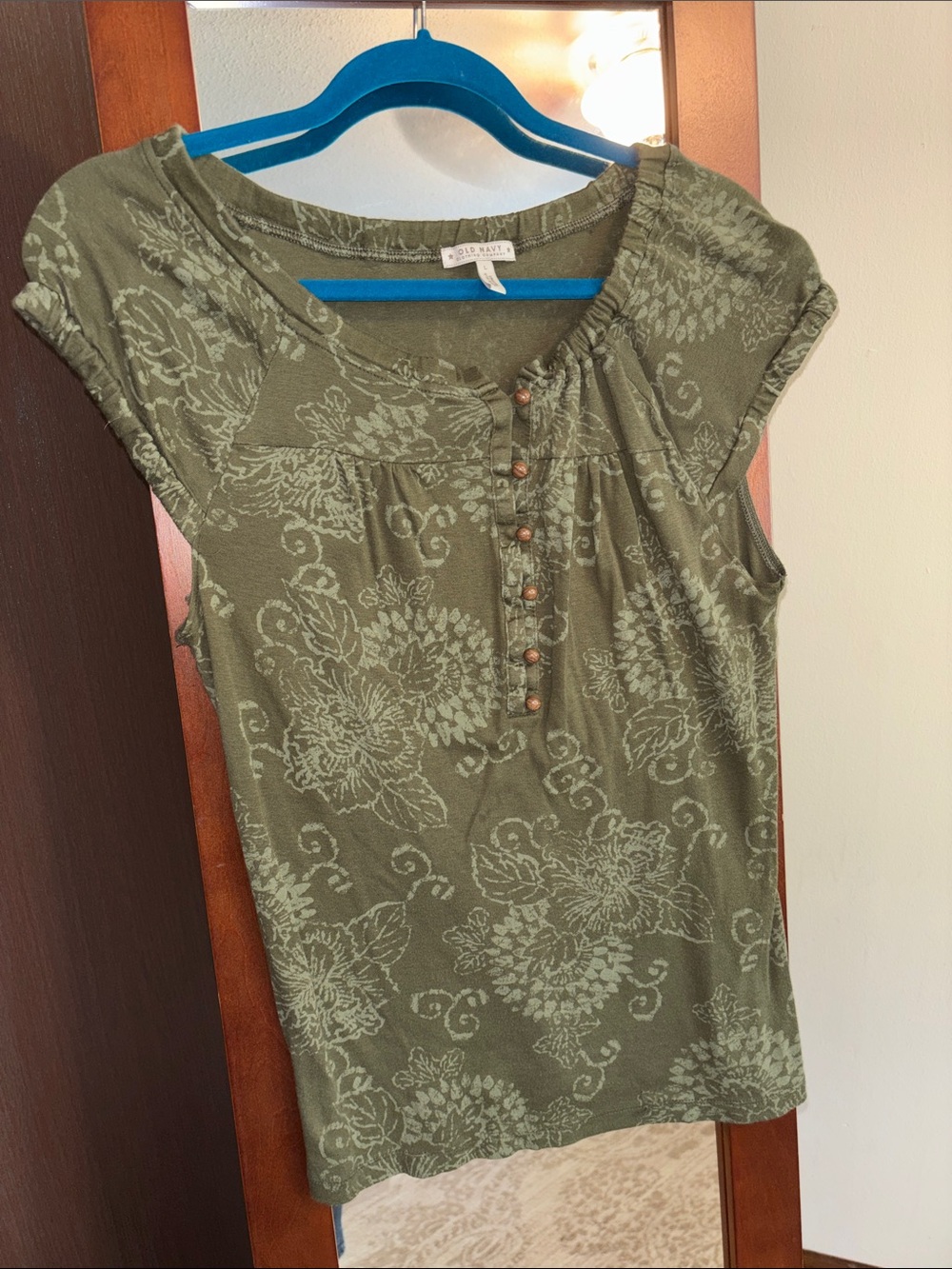 Y2K Olive Green T-shirt Size Large